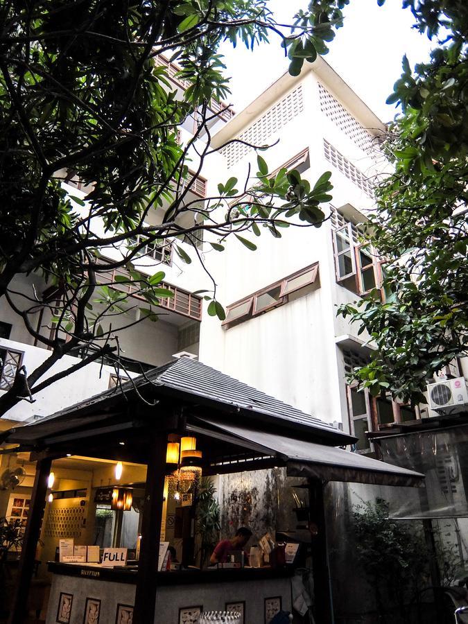 Khách sạn Lamphuhouse